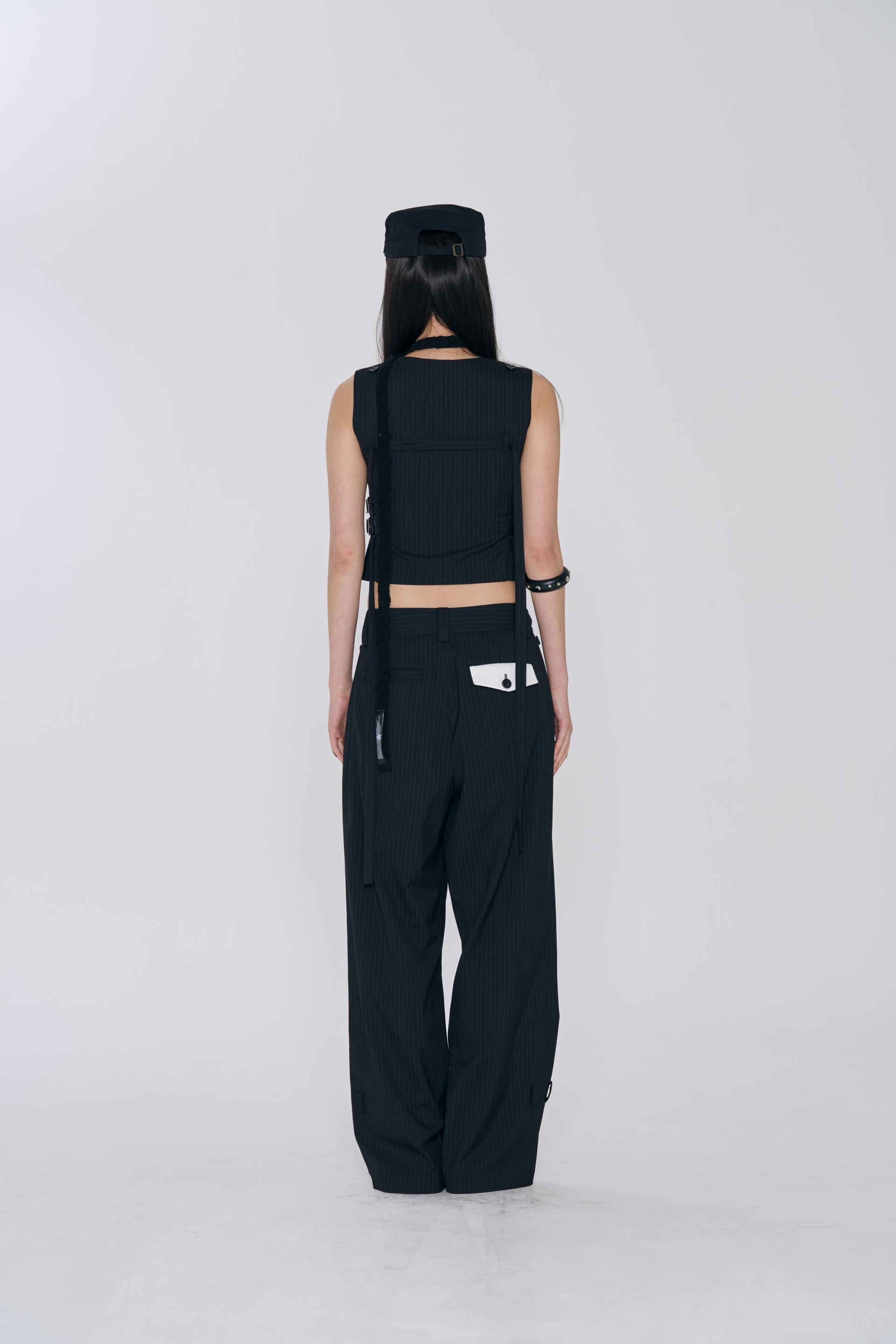 [PRE-ORDER] TWO-WAY CONTRAST POCKET TROUSERS BLACK