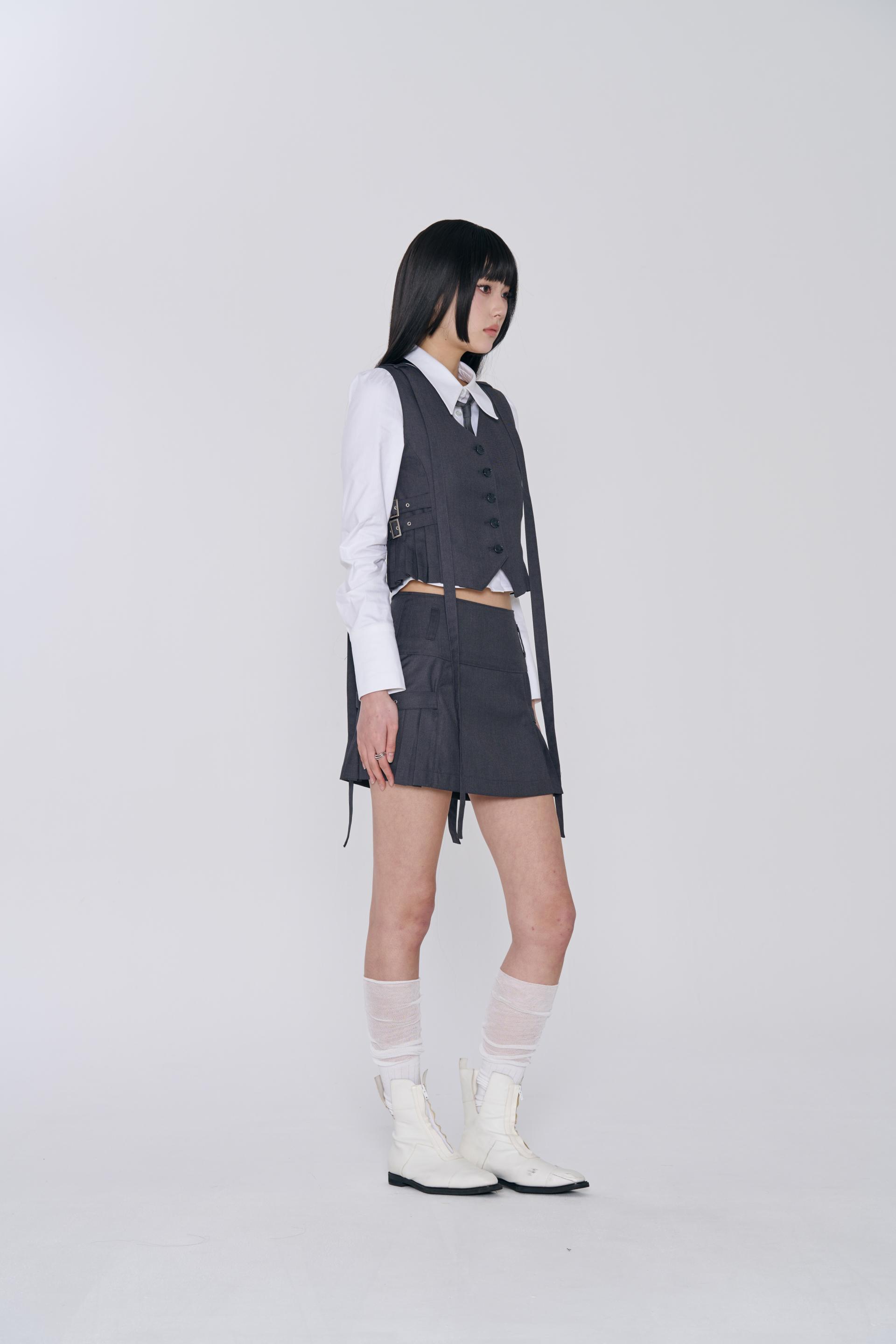 [SIGNATURE] STRAP PLEATS BELT VEST&SKIRT SET-UP CHARCOAL