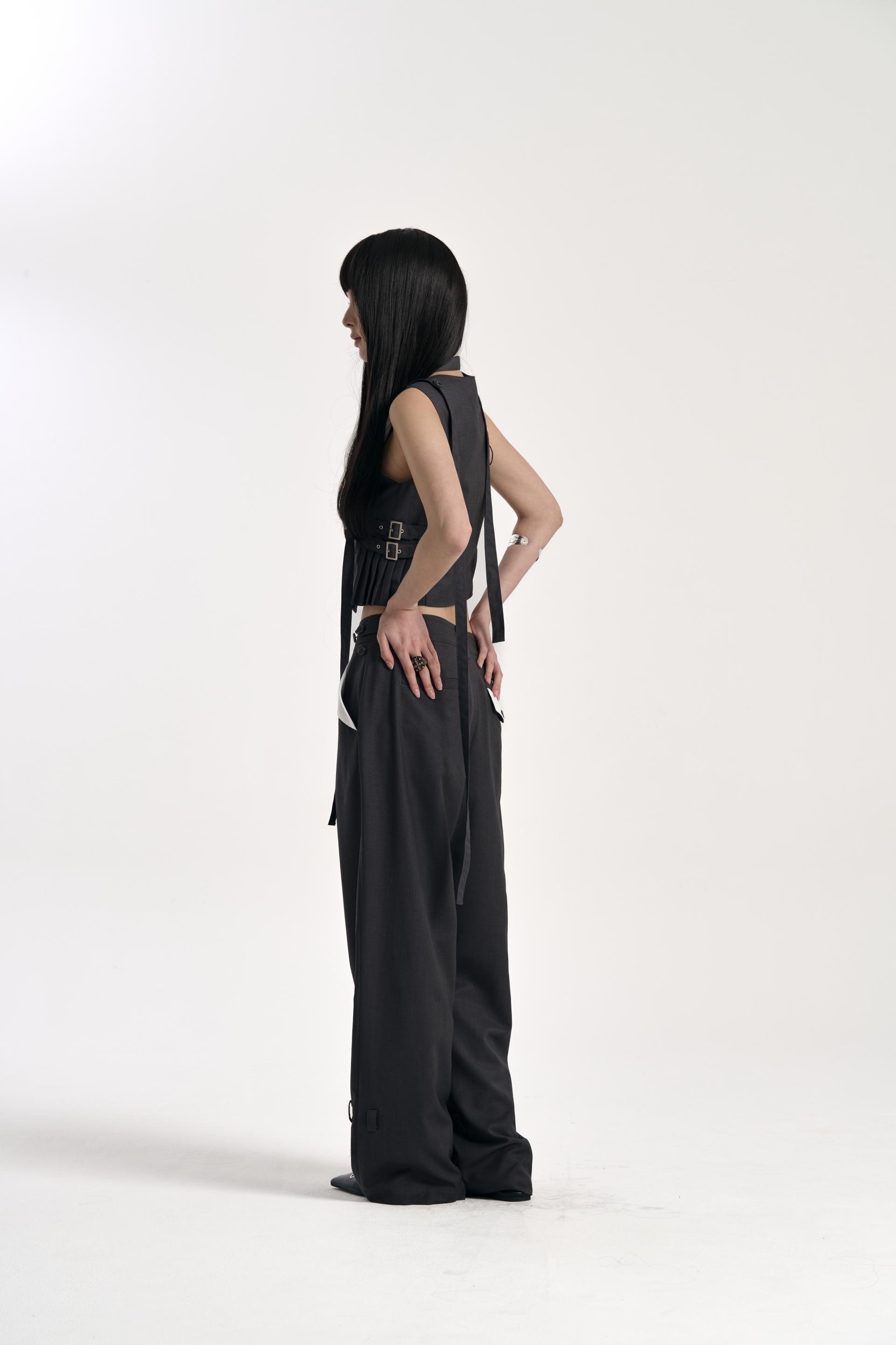 [SIGNATURE] TWO-WAY CONTRAST POCKET TROUSERS CHARCOAL