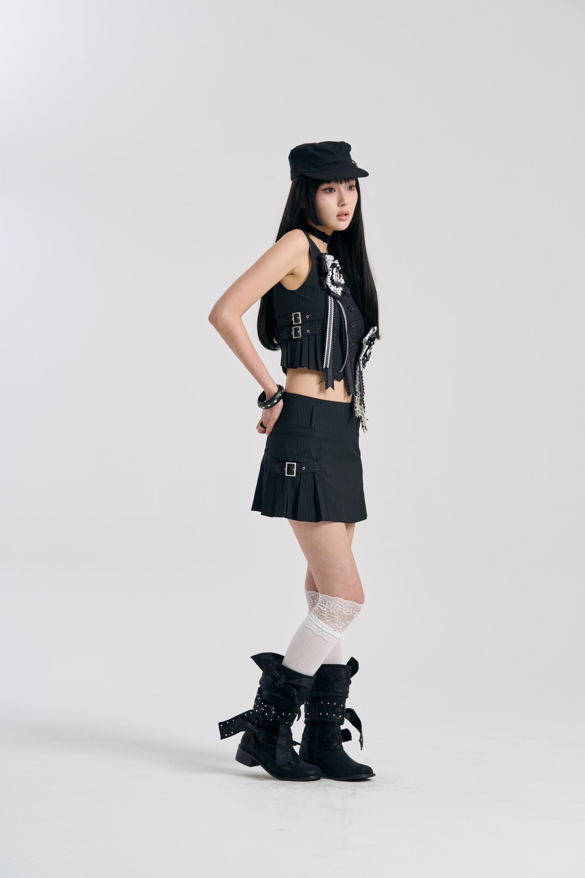 [SIGNATURE] STRAP PLEATS BELT VEST&SKIRT SET-UP BLACK