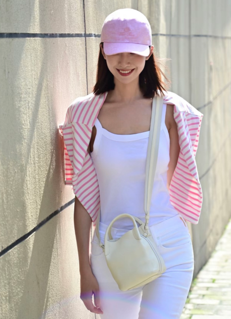 로로피아나 베일 스몰백 (화이트)