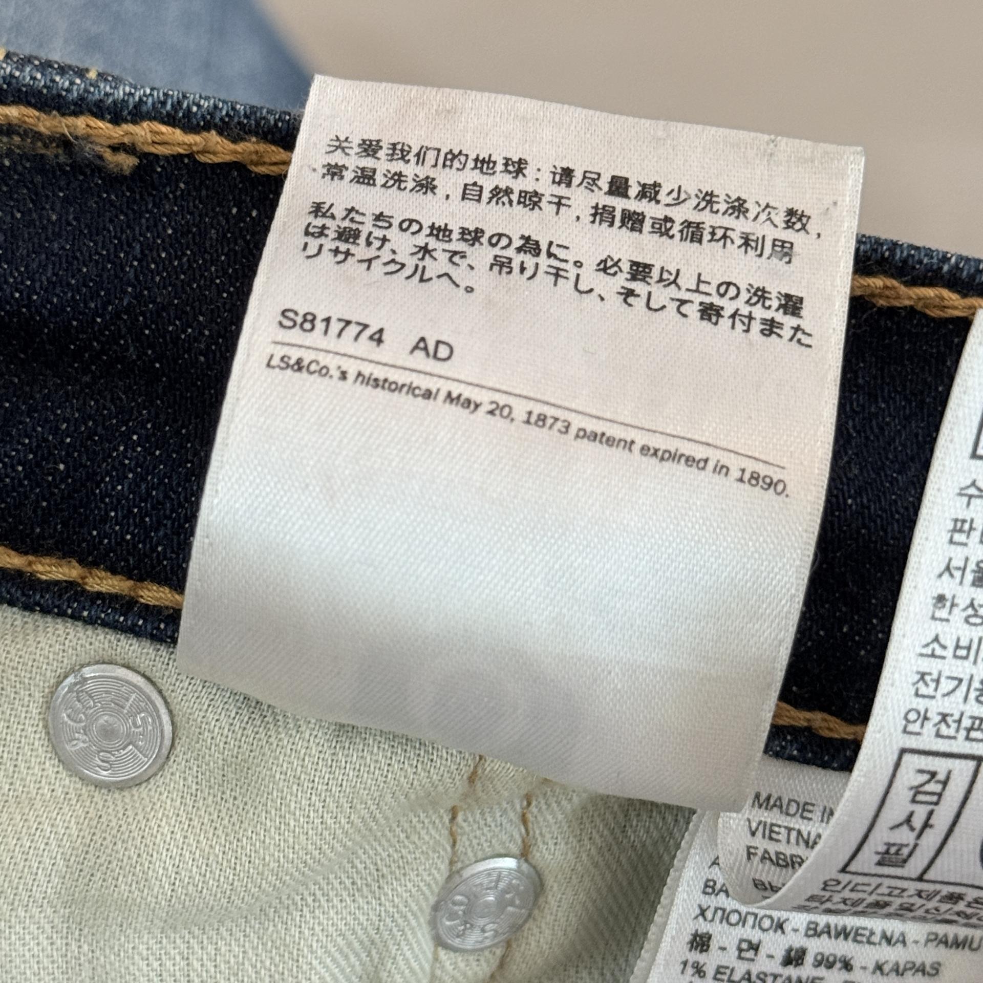 [Levi's] 502™ Regular Tapered Washing Denim Pants
