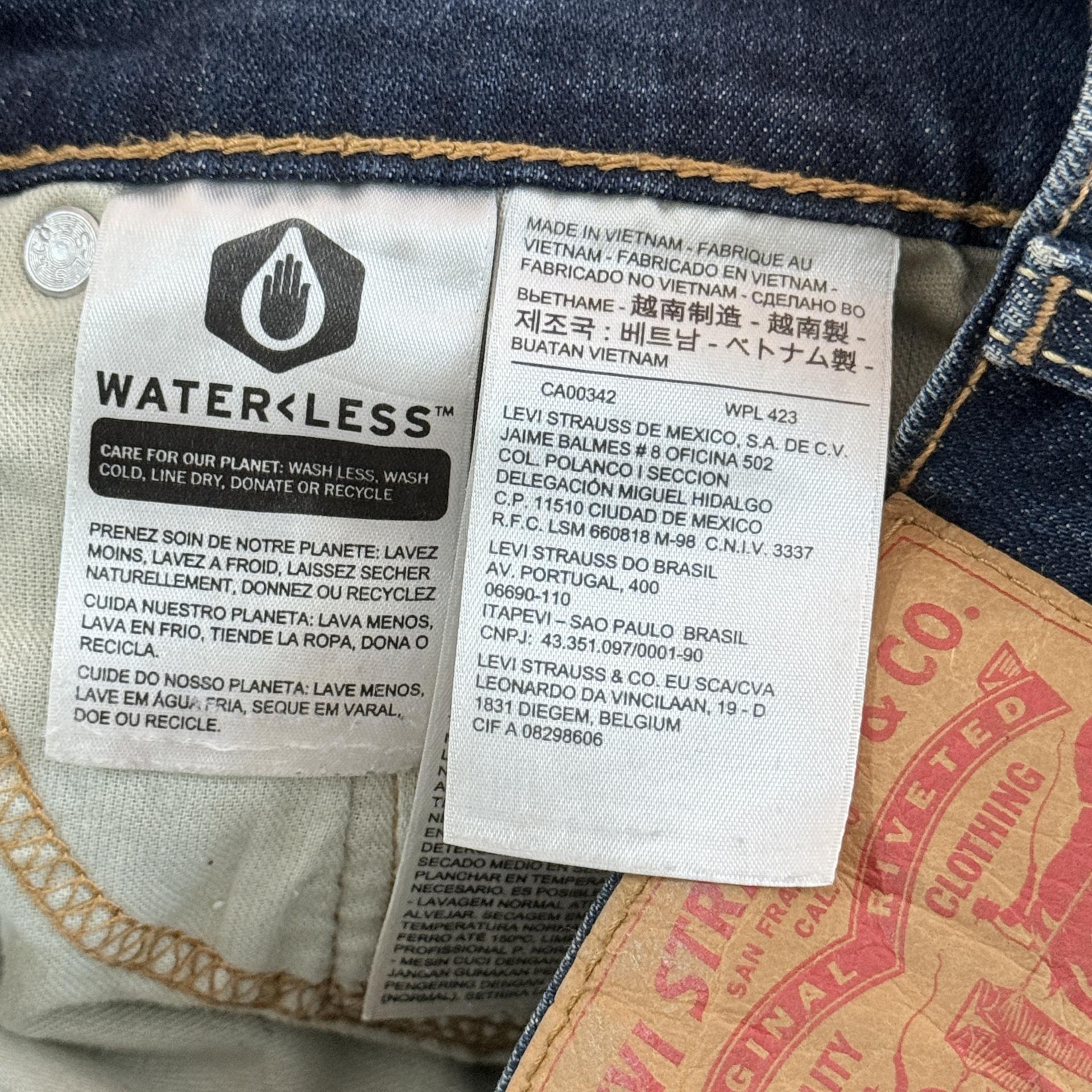 [Levi's] 502™ Regular Tapered Washing Denim Pants