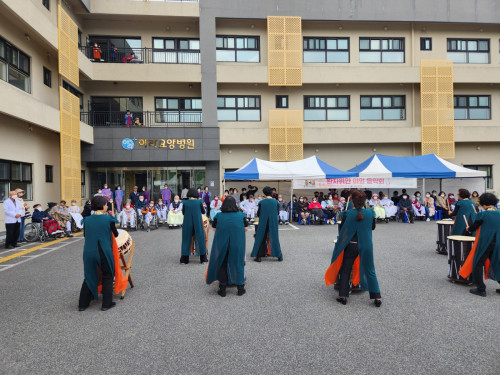 152e377573cc3.jpg