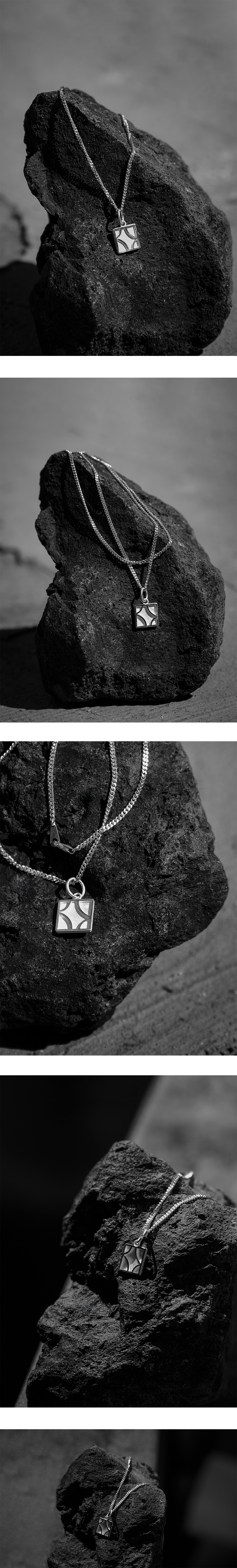 BOWLOW square emboss necklace