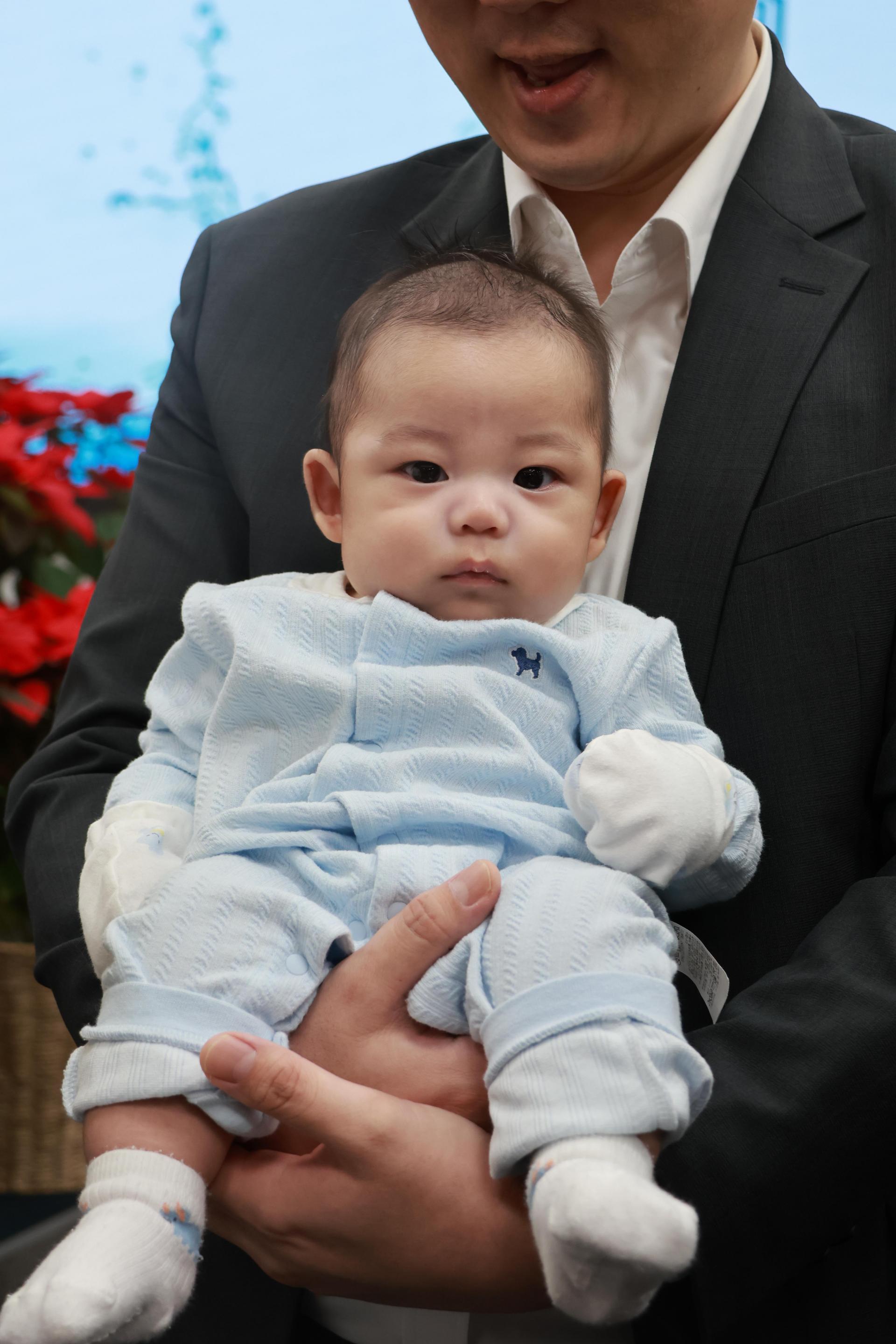 5996628736d51.jpg