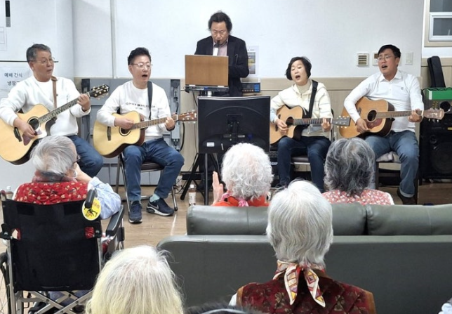 우리행복요양병원 실버노래교실
