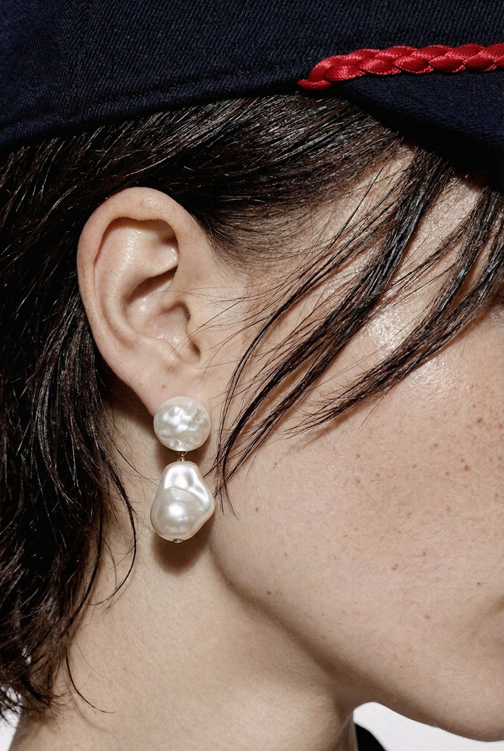 바이메이커 오블리크 펄 이어링 Oblique Pearl Earrings