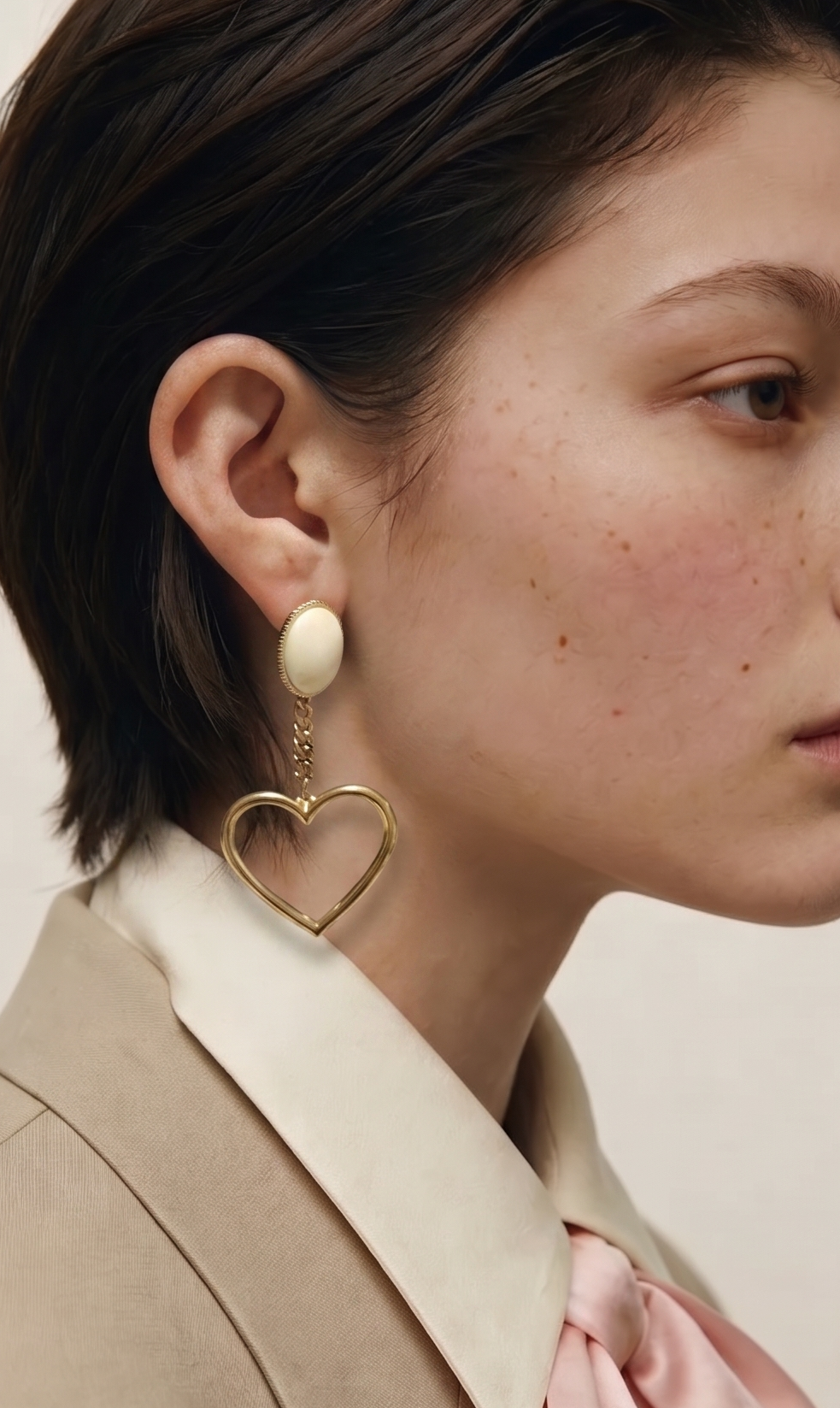 바이메이커 사일런트 하트 볼드 이어링 Silent Heart Bold Earrings