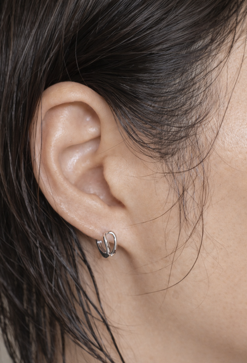 바이메이커 플루이드 드롭 원터치 이어링 Fluid Drop One-touch Earrings