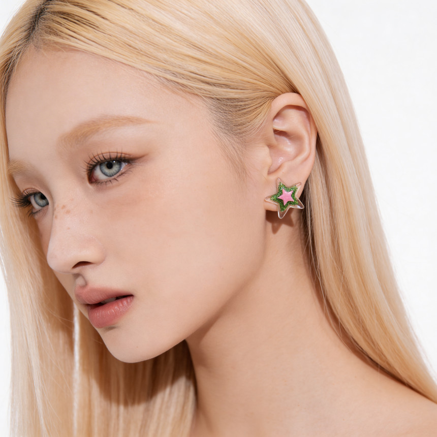 바이메이커 스타 인 레진 이어링 Star in Resin Earrings