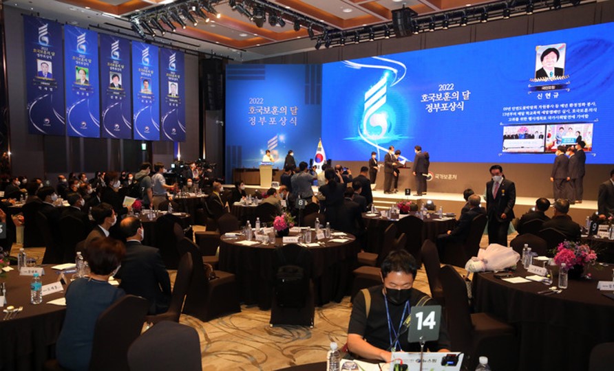 58ed2d32c3fcc.jpg