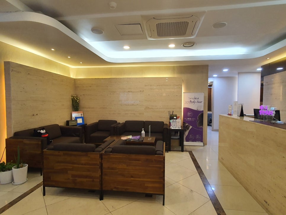Another interior view of Lizbel Clinic