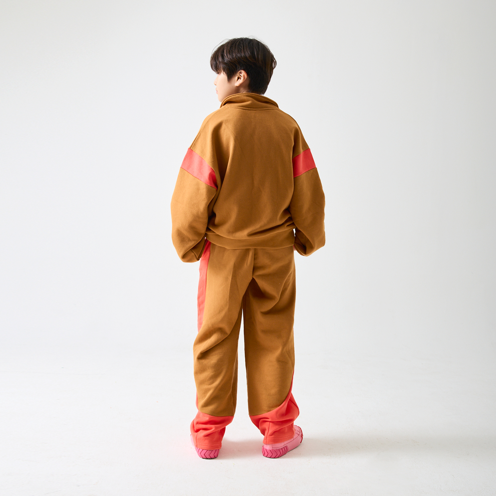 [10주년 익스클루시브] 어썸 컷아웃 하프 집업